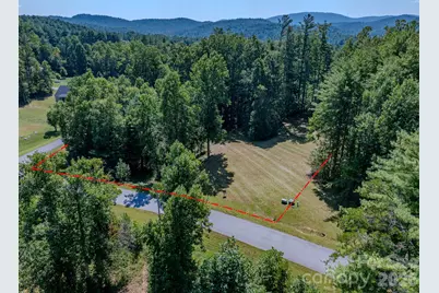 92 Crystal Heights Drive, Hendersonville, NC 28739 - Photo 5