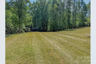 92 Crystal Heights Drive, Hendersonville, NC 28739 - Photo 13