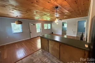 44 Oak Hill Rd, Nebo, NC 28761 - Photo 9