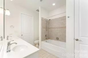 230 S Tryon St, Charlotte, NC 28202 - Photo 11