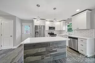 1200 Vickie Ln, Matthews, NC 28104 - Photo 7