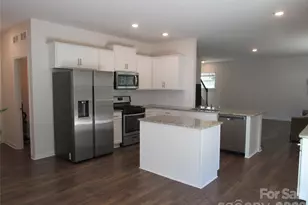 7128 Bandera Dr, Charlotte, NC 28214 - Photo 17