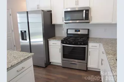 7128 Bandera Drive, Charlotte, NC 28214 - Photo 15