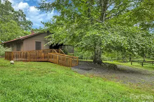 989 Fox Mountain Rd, Columbus, NC 28722 - Photo 3
