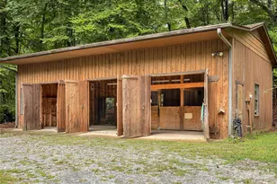 989 Fox Mountain Rd, Columbus, NC 28722 - Photo 5