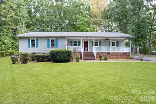 1732 Forest Lake Dr, Rock Hill, SC 29732 - Photo 1