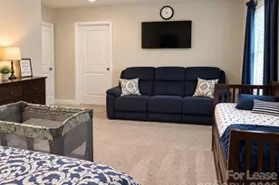 11213 Cardinal Crk Ave, Charlotte, NC 28215 - Photo 13