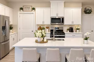 11213 Cardinal Crk Ave, Charlotte, NC 28215 - Photo 5