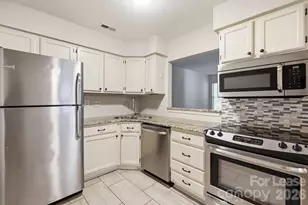 6000 Gray Gate Ln, Charlotte, NC 28210 - Photo 11