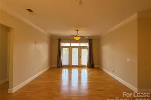 2988 Selwyn Ave, Charlotte, NC 28209 - Photo 5