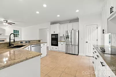 3439 Twelve Oaks Place, Charlotte, NC 28270 - Photo 11