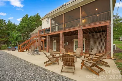 4616 20th Street Place NE, Hickory, NC 28601 - Photo 37