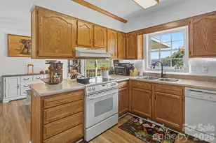253 Tipton Hill Rd, Leicester, NC 28748 - Photo 17