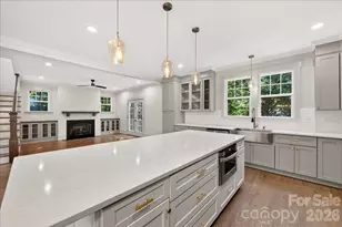 701 Seldon Dr, Charlotte, NC 28216 - Photo 19