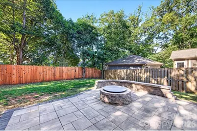 701 Seldon Drive, Charlotte, NC 28216 - Photo 33