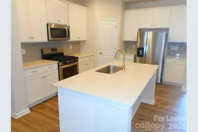 12715 Wandering Brook Drive, Charlotte, NC 28273 - Photo 5