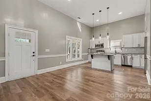 703 N Enochville Ave, Kannapolis, NC 28081 - Photo 5