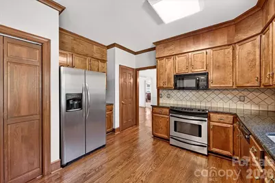 14300 Youngblood Road, Charlotte, NC 28278 - Photo 11