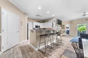 18619 Harborside Dr, Cornelius, NC 28031 - Photo 11