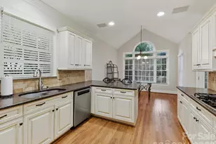 10835 Alexander Mill Dr, Charlotte, NC 28277 - Photo 19