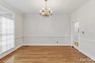 10835 Alexander Mill Dr, Charlotte, NC 28277 - Photo 9