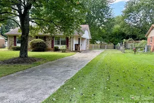 8211 Wynnview Rd, Indian Trail, NC 28079 - Photo 3