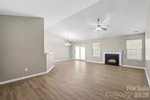 2457 Marthas Ridge Dr, Statesville, NC 28625 - Photo 3