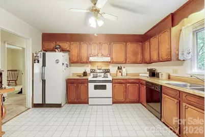 2414 Ashford Drive, Concord, NC 28027 - Photo 11