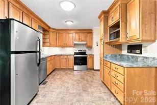 5000 Cedar Forest Dr, Charlotte, NC 28226 - Photo 11