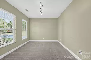 284 Oakbourne Ln, Rock Hill, SC 29732 - Photo 9