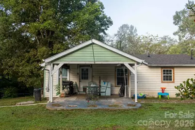 1219 Peak Place NW, Lenoir, NC 28645 - Photo 3