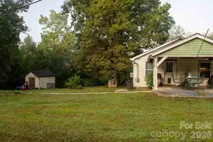 1219 Peak Pl NW, Lenoir, NC 28645 - Photo 5
