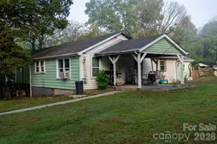1219 Peak Pl NW, Lenoir, NC 28645 - Photo 1