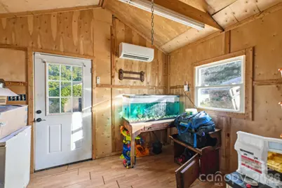 1219 Peak Place NW, Lenoir, NC 28645 - Photo 25