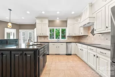 555 19th Avenue Lane NW, Hickory, NC 28601 - Photo 13