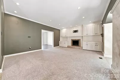 555 19th Avenue Lane NW, Hickory, NC 28601 - Photo 7