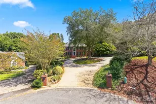 555 19th Ave Ln NW, Hickory, NC 28601 - Photo 3