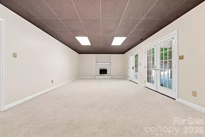 555 19th Avenue Lane NW, Hickory, NC 28601 - Photo 35