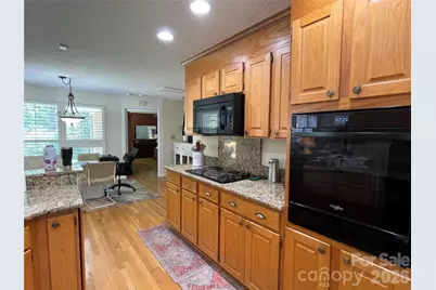 3001 Sunset Road, Charlotte, NC 28216 - Photo 7