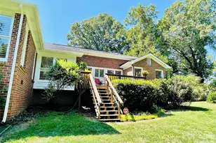 3001 Sunset Rd, Charlotte, NC 28216 - Photo 19