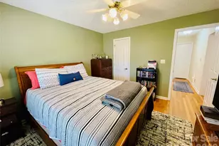 3001 Sunset Rd, Charlotte, NC 28216 - Photo 15