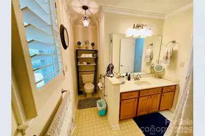 3001 Sunset Road, Charlotte, NC 28216 - Photo 17