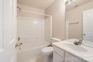 8631 Challenger Dr, Charlotte, NC 28213 - Photo 17