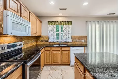 8631 Challenger Drive, Charlotte, NC 28213 - Photo 5