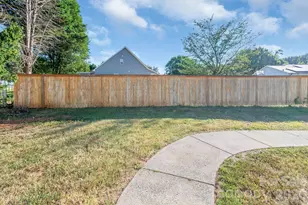 204 Pleasant St, Belmont, NC 28012 - Photo 19