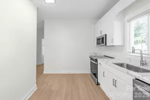204 Pleasant St, Belmont, NC 28012 - Photo 7