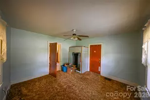 164 N Mitchell Ave, Bakersville, NC 28705 - Photo 13