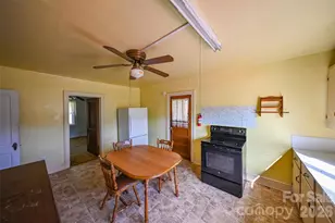 164 N Mitchell Ave, Bakersville, NC 28705 - Photo 41