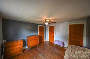 164 N Mitchell Ave, Bakersville, NC 28705 - Photo 15