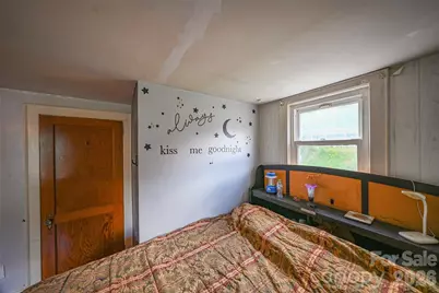 164 N Mitchell Avenue, Bakersville, NC 28705 - Photo 17